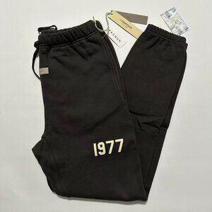 ESSENTIALS IRON BLACK 1977 SWEATPANTS S SIZE